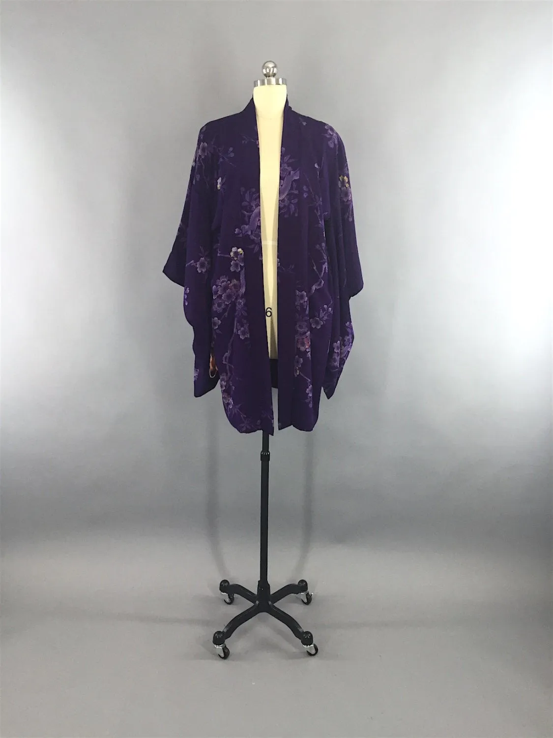 1920s Vintage Silk Haori Kimono Cardigan / Purple Floral Print