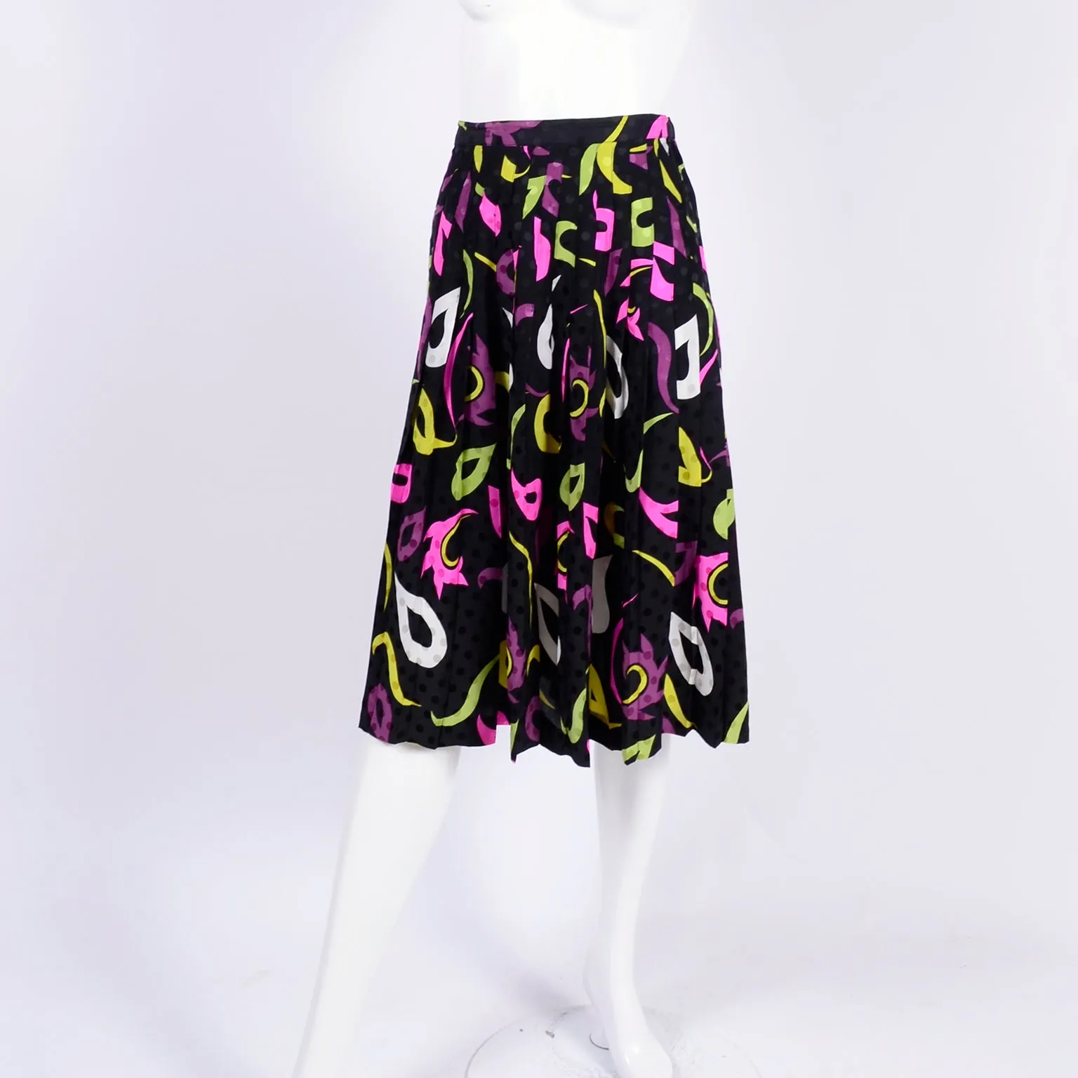 1980s Silk Oversized Sweatshirt & Pleated Midi Skirt in Multicolor Polka Dot Abstract Paisley