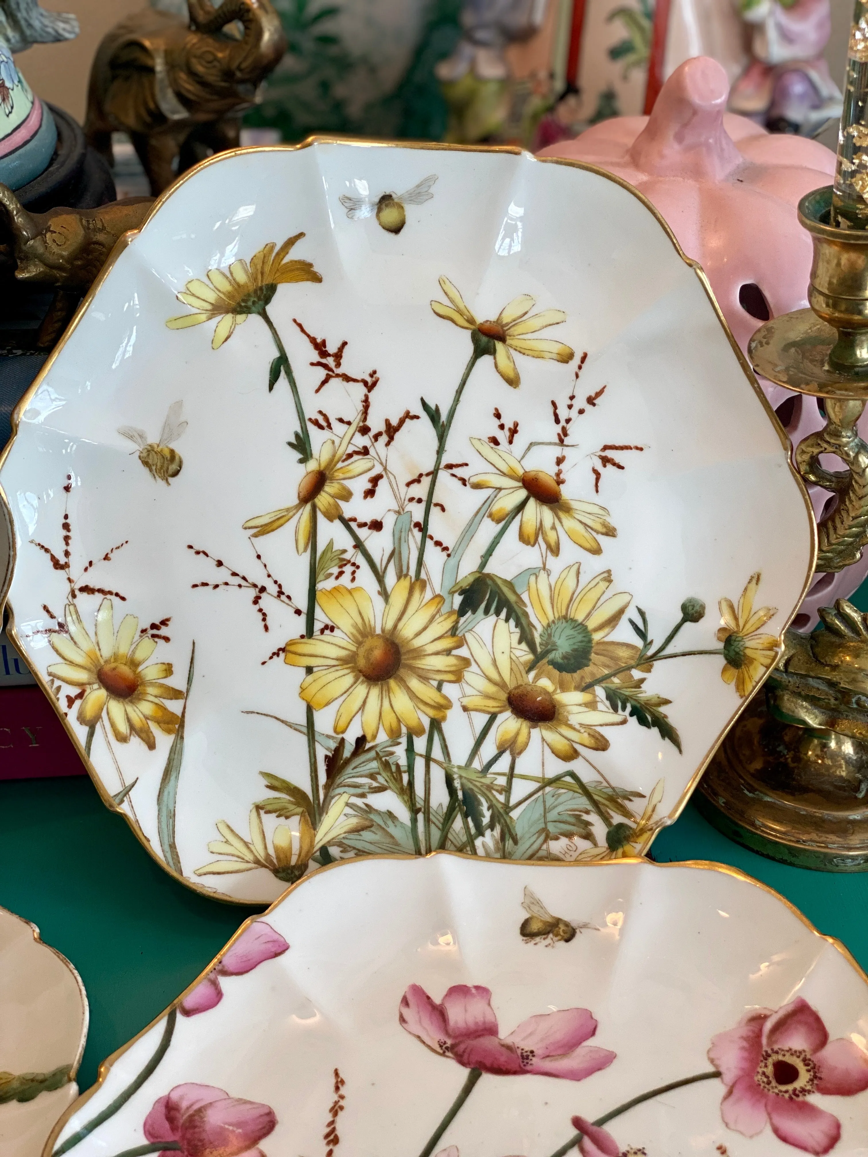 Set of 5 Vintage dinner / dessert plates porcelain floral, bee plates gold trim