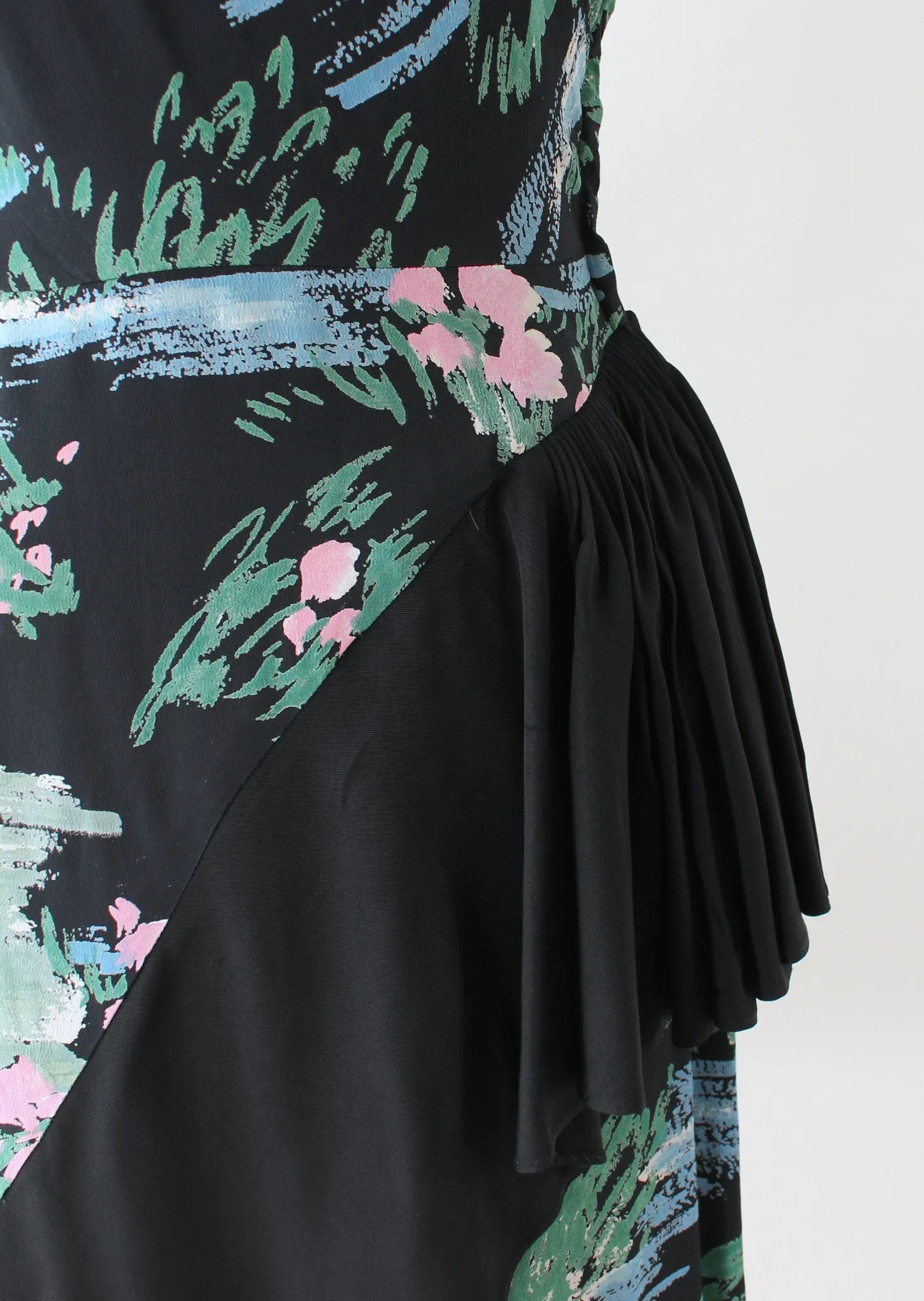 Vintage 1940s Floral Rayon Day Dress with Skirt Ruffle