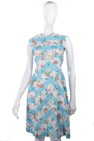 Vintage 1950's floral cotton blue and white dress size 10